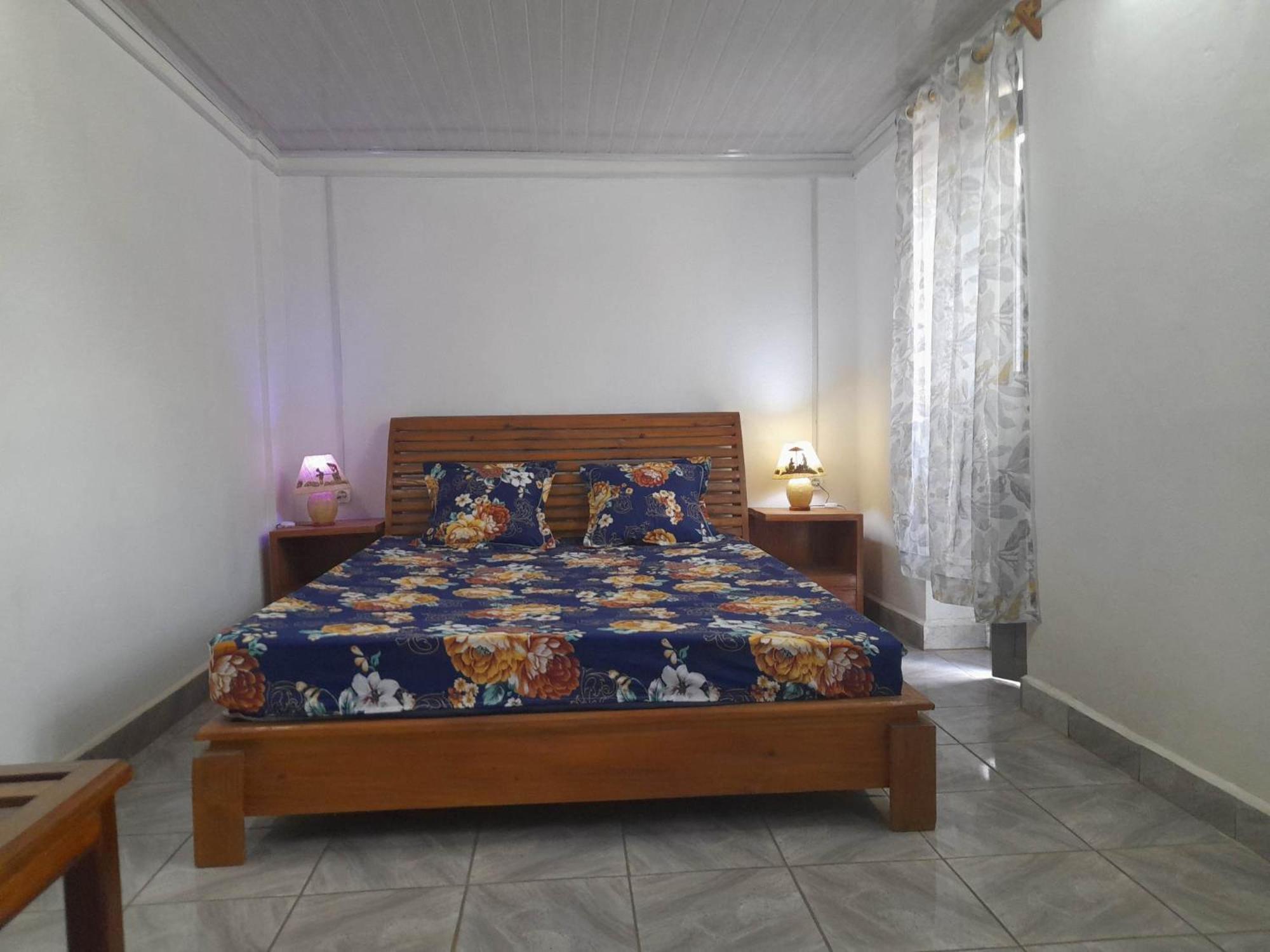 Bed and Breakfast Chez Joel Antsirabe Esterno foto
